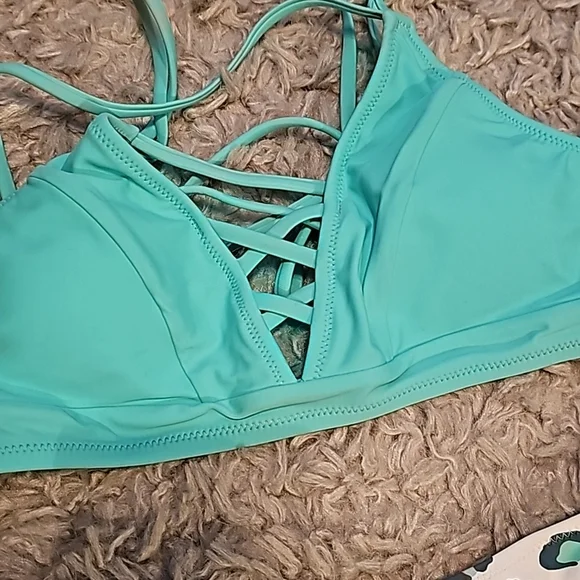 Cupshe leopard mint green bikini - Picture 4 of 5